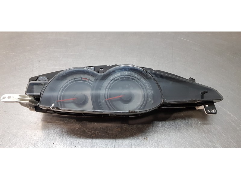 Recambio de cuadro instrumentos para toyota verso advance referencia OEM IAM 838000FA71   Recambio de cuadro instrumentos para toyota verso advance referencia OEM IAM 838000FA71