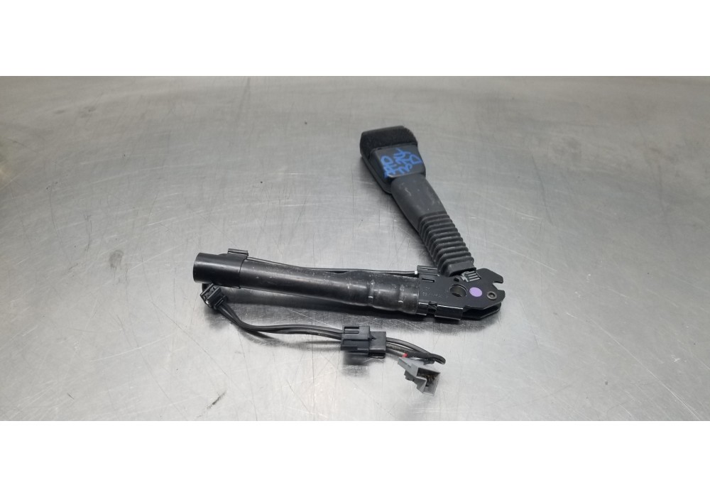 Recambio de pretensor airbag derecho para bmw serie 1 berlina (e81/e87) 118d referencia OEM IAM 72117213564 34050061A 