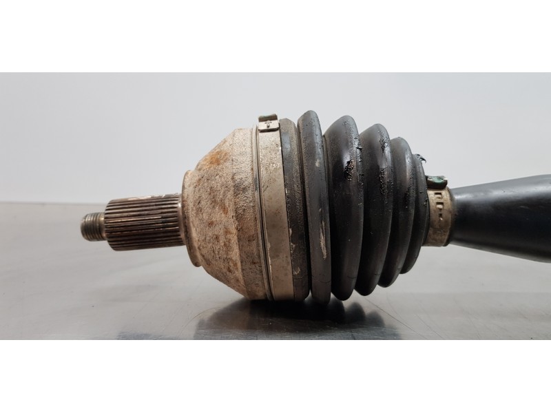 Recambio de transmision delantera derecha para audi a1 (8x) attraction referencia OEM IAM 6R0407762K  