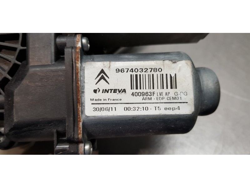 Recambio de elevalunas delantero izquierdo para citroen c4 picasso 2.0 hdi fap referencia OEM IAM 9221CV 9674032780  Recambio de elevalunas delantero izquierdo para citroen c4 picasso 2.0 hdi fap referencia OEM IAM 9221CV 9674032780