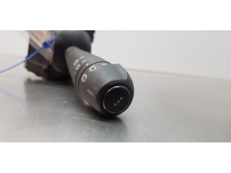 Recambio de mando limpia para dacia lodgy sl xplore referencia OEM IAM 255671453R   Recambio de mando limpia para dacia lodgy sl xplore referencia OEM IAM 255671453R