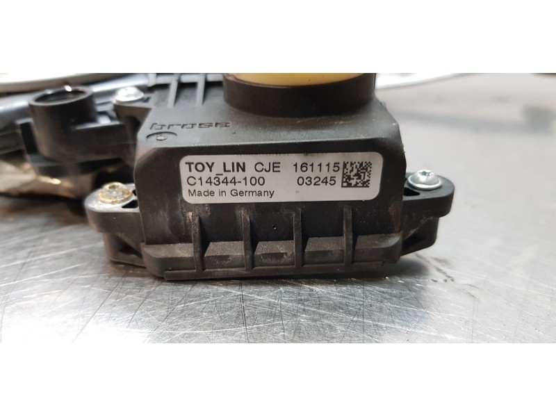 Recambio de elevalunas trasero derecho para toyota verso advance referencia OEM IAM C39429100   Recambio de elevalunas trasero derecho para toyota verso advance referencia OEM IAM C39429100