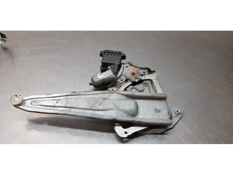 Recambio de elevalunas trasero izquierdo para toyota verso advance referencia OEM IAM 857200F04   Recambio de elevalunas trasero izquierdo para toyota verso advance referencia OEM IAM 857200F04