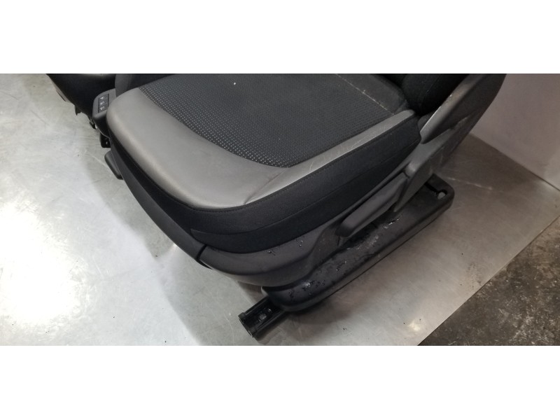 Recambio de juego asientos completo para citroen c4 grand picasso exclusive referencia OEM IAM 1610146580 1610147580 1610147080