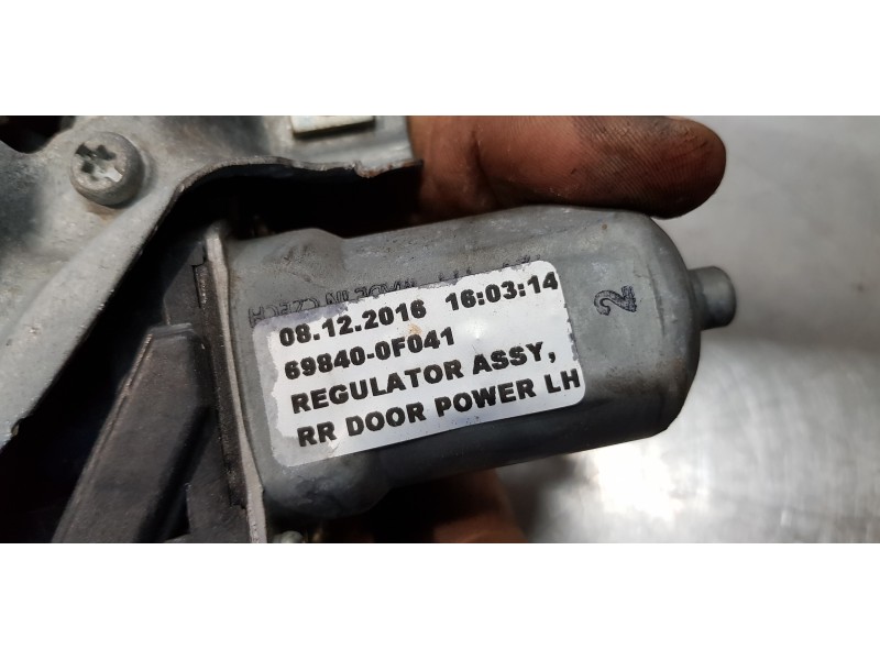 Recambio de elevalunas trasero izquierdo para toyota verso advance referencia OEM IAM 857200F04   Recambio de elevalunas trasero izquierdo para toyota verso advance referencia OEM IAM 857200F04