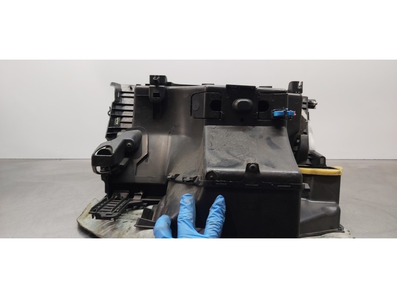 Recambio de guantera para citroen c4 picasso feel referencia OEM IAM 1609671280 96778791ZD 