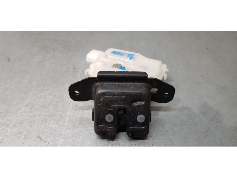 Recambio de cerradura maletero / porton para toyota auris touring sports (e18) hybrid advance referencia OEM IAM 6935002090   Recambio de cerradura maletero / porton para toyota auris touring sports (e18) hybrid advance referencia OEM IAM 6935002090