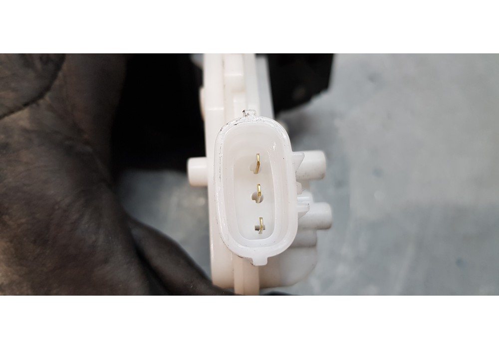 Recambio de cerradura maletero / porton para toyota auris touring sports (e18) hybrid advance referencia OEM IAM 6935002090   Recambio de cerradura maletero / porton para toyota auris touring sports (e18) hybrid advance referencia OEM IAM 6935002090