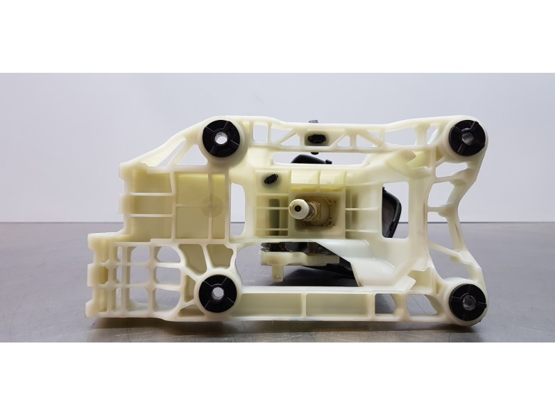 Recambio de palanca cambio para hyundai kona klass 2wd referencia OEM IAM 43700J9110STE  