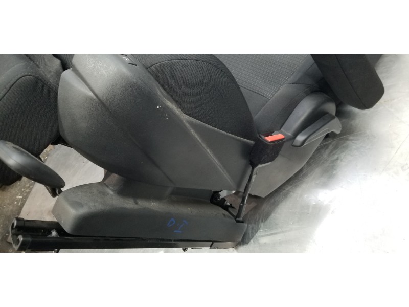 Recambio de juego asientos completo para citroen c4 grand picasso exclusive referencia OEM IAM 1610146580 1610147580 1610147080
