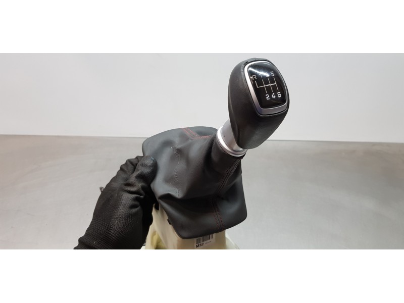 Recambio de palanca cambio para hyundai kona klass 2wd referencia OEM IAM 43700J9110STE  