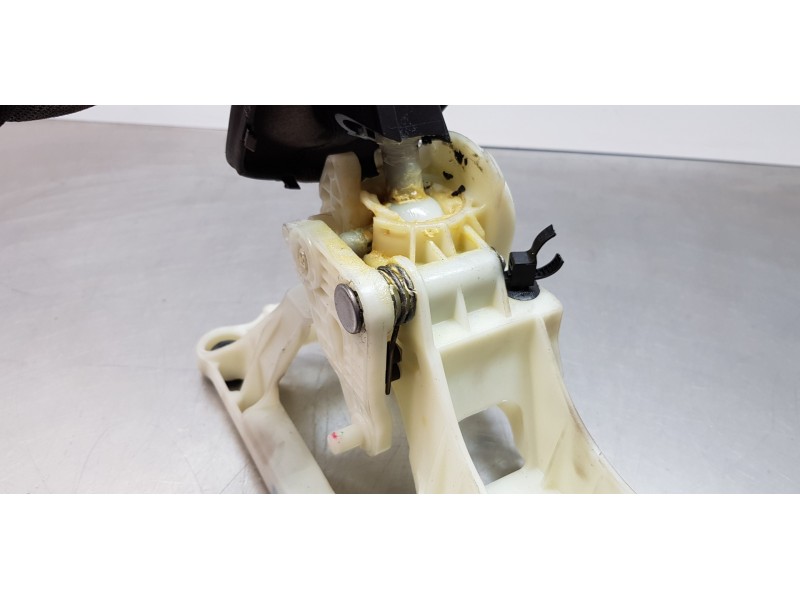 Recambio de palanca cambio para hyundai kona klass 2wd referencia OEM IAM 43700J9110STE  