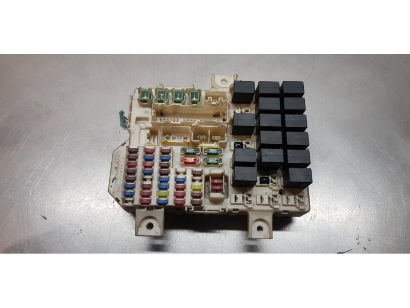 Recambio de caja reles / fusibles para smart forfour cdi (50kw) referencia OEM IAM A4545400424  