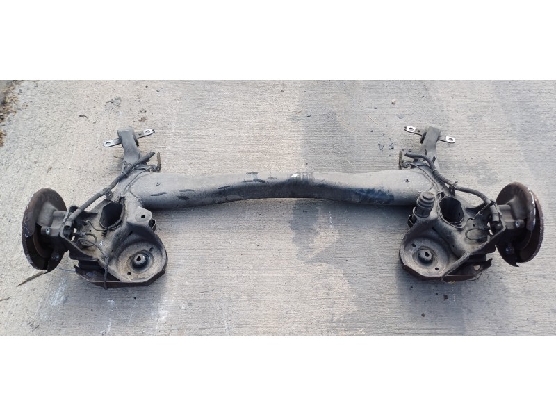 Recambio de puente trasero para citroen c4 picasso feel referencia OEM IAM 1610186480  