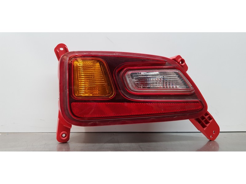 Recambio de piloto trasero izquierdo paragolpes para hyundai kona klass 2wd referencia OEM IAM 92405J9010  