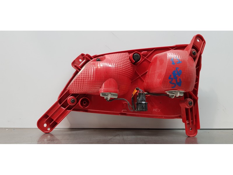 Recambio de piloto trasero izquierdo paragolpes para hyundai kona klass 2wd referencia OEM IAM 92405J9010  