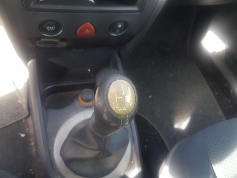 renault megane ii classic berlina del año 2004