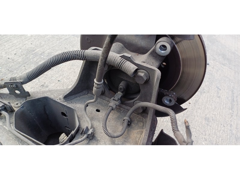 Recambio de puente trasero para citroen c4 picasso feel referencia OEM IAM 1610186480  