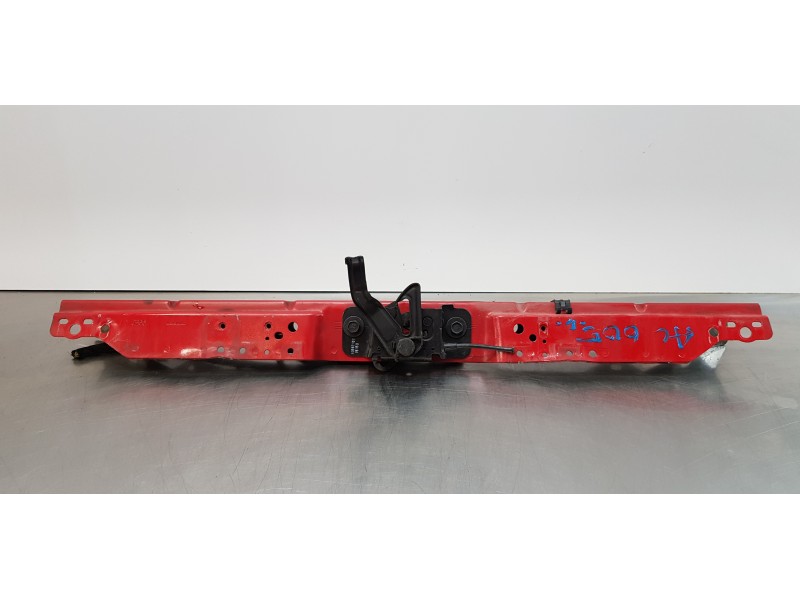 Recambio de travesaño superior para opel astra j gtc sportive referencia OEM IAM 13456178   Recambio de travesaño superior para opel astra j gtc sportive referencia OEM IAM 13456178