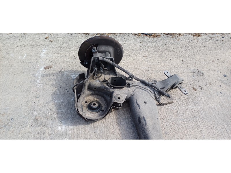 Recambio de puente trasero para citroen c4 picasso feel referencia OEM IAM 1610186480  