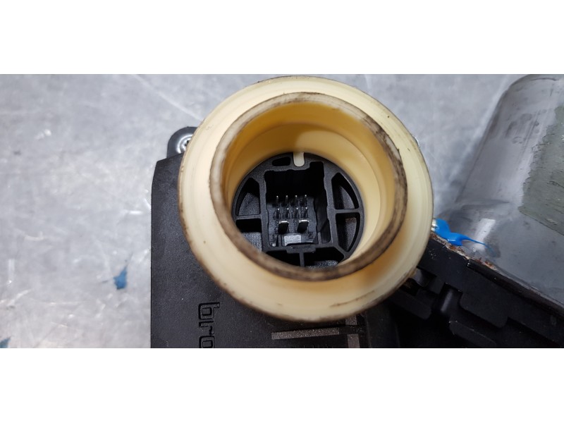 Recambio de elevalunas trasero izquierdo para toyota auris touring sports (e18) hybrid advance referencia OEM IAM 8570102010  