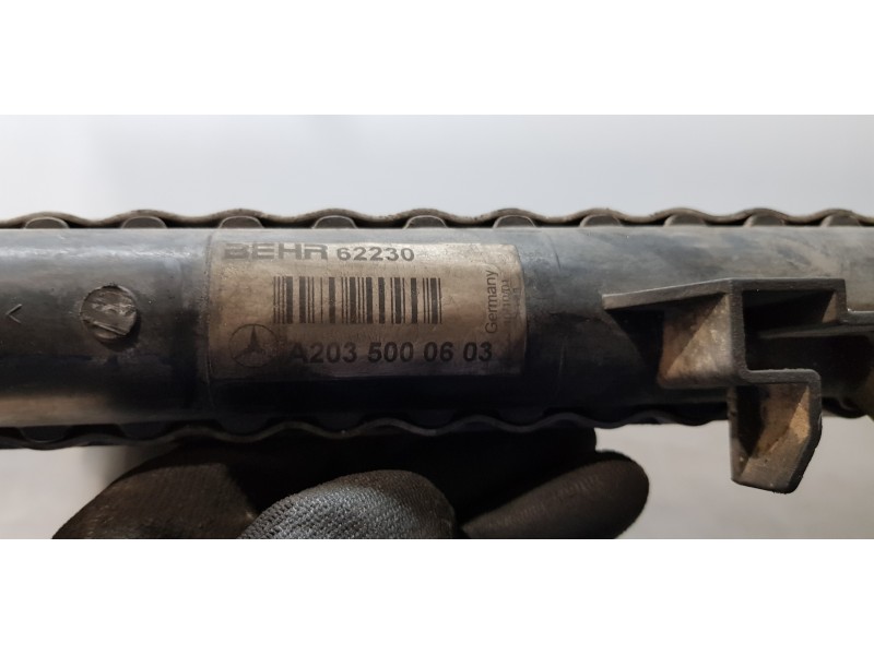 Recambio de radiador agua para mercedes clase c (w203) berlina 220 cdi (203.006) referencia OEM IAM A2035000603  
