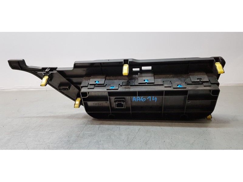 Recambio de mando climatizador para toyota auris touring sports (e18) hybrid advance referencia OEM IAM 5590002460  