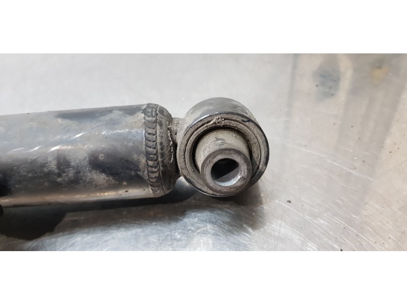 Recambio de amortiguador trasero derecho para bmw serie 3 touring (f31) 318d referencia OEM IAM 679157005  