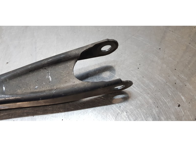 Recambio de brazo suspension inferior trasero derecho para bmw serie 3 touring (f31) 318d referencia OEM IAM 679252704  