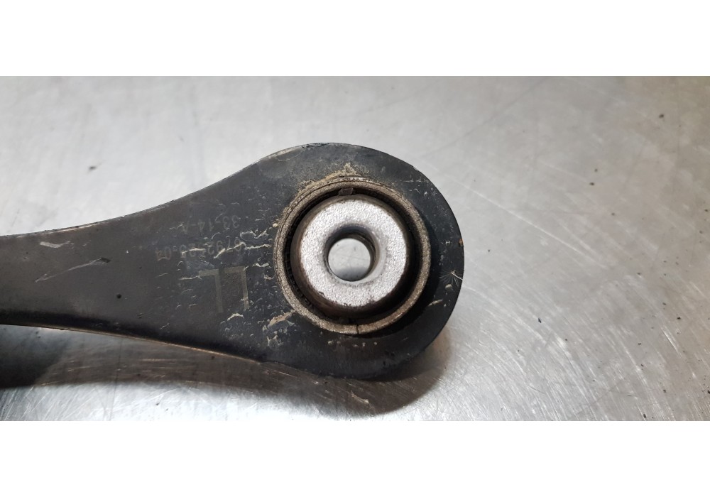 Recambio de brazo suspension inferior trasero derecho para bmw serie 3 touring (f31) 318d referencia OEM IAM 679252704  