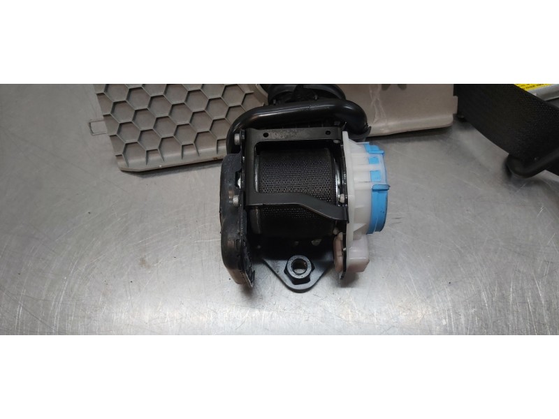 Recambio de cinturon seguridad delantero derecho para opel insignia berlina limousine referencia OEM IAM 84025371   Recambio de cinturon seguridad delantero derecho para opel insignia berlina limousine referencia OEM IAM 84025371