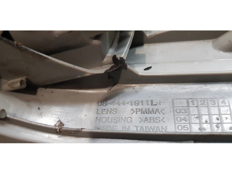 Recambio de piloto trasero izquierdo para bmw serie 3 berlina (e46) 316i referencia OEM IAM 63218364921  