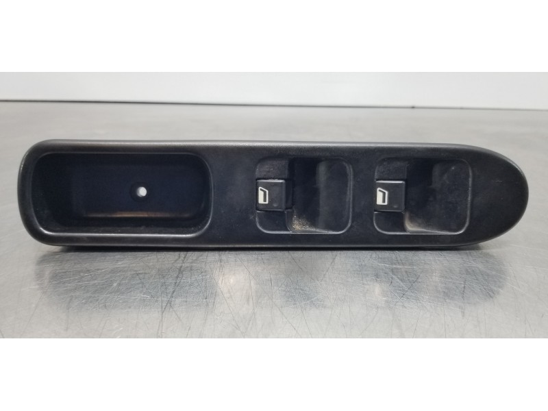 Recambio de mando elevalunas delantero izquierdo para peugeot 307 (s1) xr clim plus referencia OEM IAM 6554E9  
