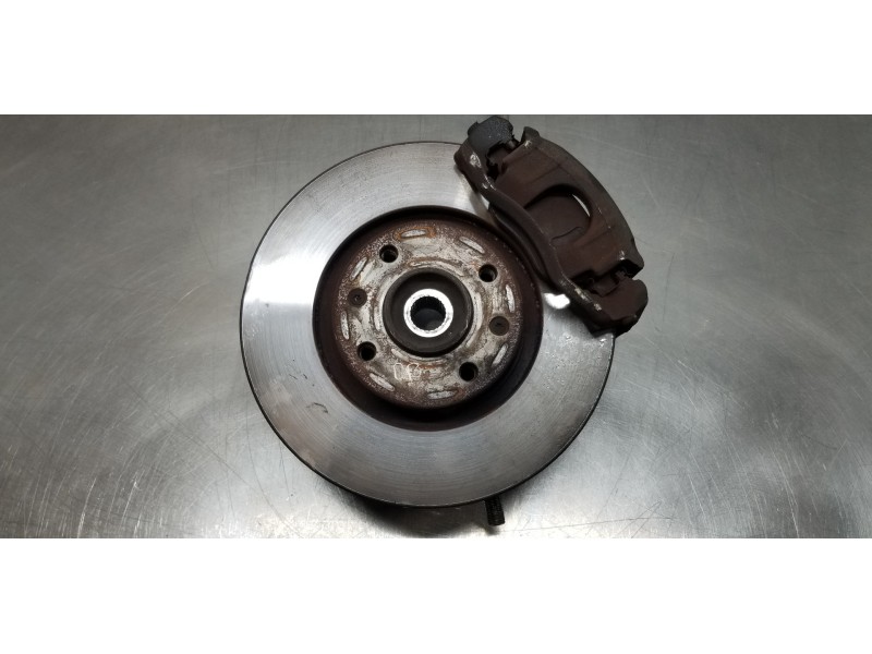 Recambio de mangueta delantera derecha para peugeot 307 (s1) xr clim plus referencia OEM IAM 364796  