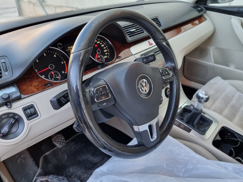 volkswagen passat berlina (3c2) del año 2009