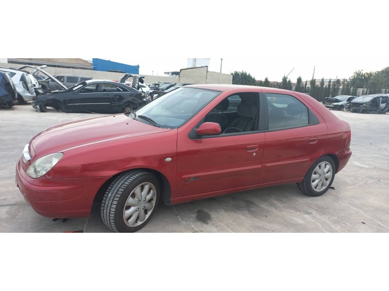 citroen xsara berlina del año 2000