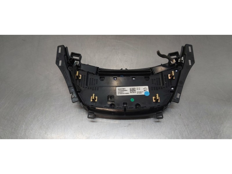 Recambio de mando climatizador para opel insignia berlina limousine referencia OEM IAM 26202381  