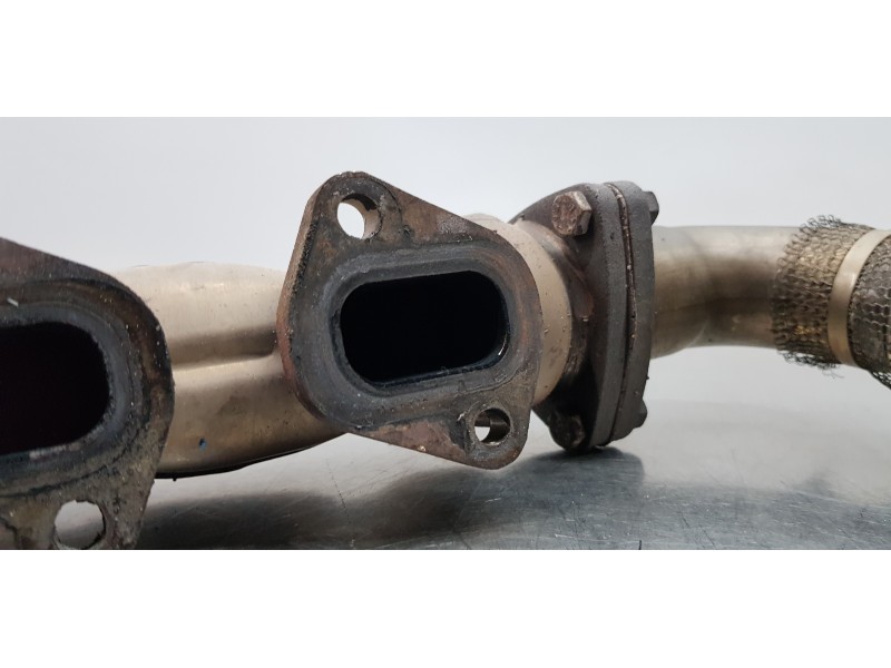 Recambio de salida colector para audi a5 coupe (8t) 2.7 tdi referencia OEM IAM 059253034L   Recambio de salida colector para audi a5 coupe (8t) 2.7 tdi referencia OEM IAM 059253034L