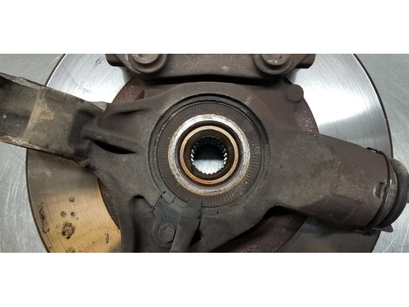 Recambio de mangueta delantera izquierda para peugeot 307 (s1) xr clim plus referencia OEM IAM 364696  