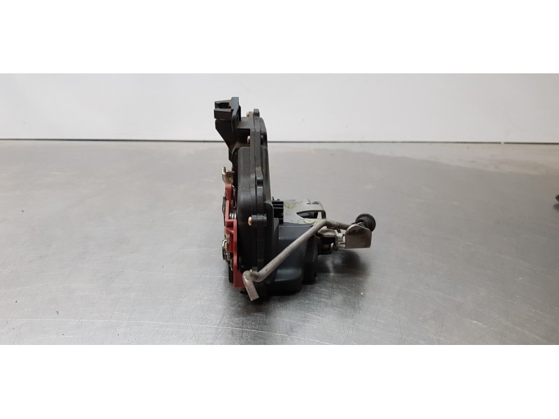 Recambio de cerradura puerta trasera derecha para audi a8 (4e2) 4.0 tdi quattro referencia OEM IAM 4E0839016  