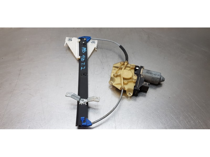 Recambio de elevalunas trasero izquierdo para audi a3 (8l) 1.6 ambiente referencia OEM IAM 8L4839461   Recambio de elevalunas trasero izquierdo para audi a3 (8l) 1.6 ambiente referencia OEM IAM 8L4839461