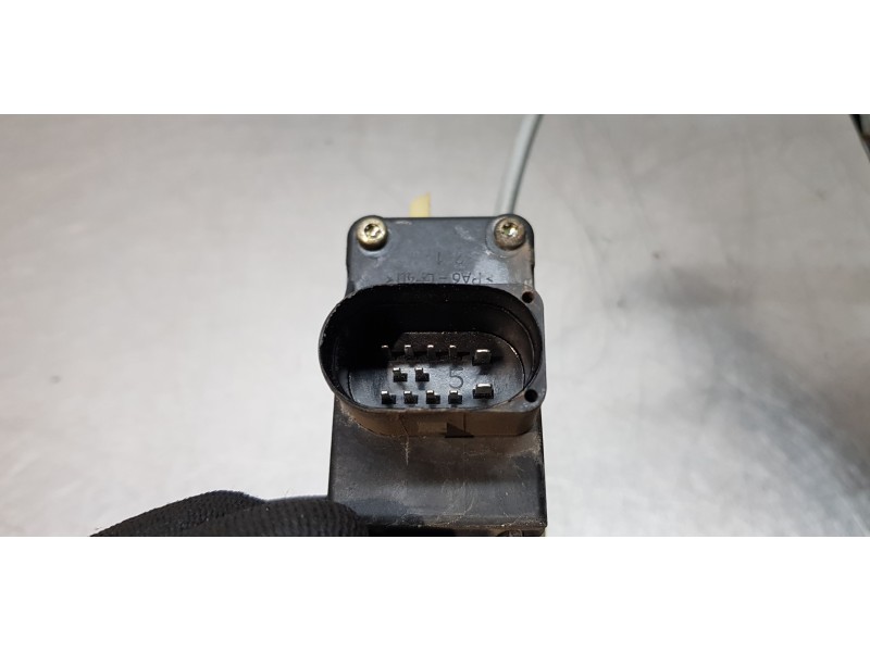 Recambio de elevalunas trasero izquierdo para audi a3 (8l) 1.6 ambiente referencia OEM IAM 8L4839461   Recambio de elevalunas trasero izquierdo para audi a3 (8l) 1.6 ambiente referencia OEM IAM 8L4839461