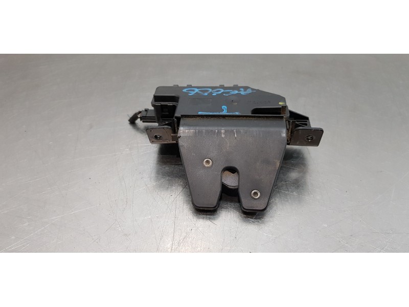 Recambio de cerradura maletero / porton para bmw serie 3 berlina (e90) 318d referencia OEM IAM 51247840617 7840617  Recambio de cerradura maletero / porton para bmw serie 3 berlina (e90) 318d referencia OEM IAM 51247840617 7840617