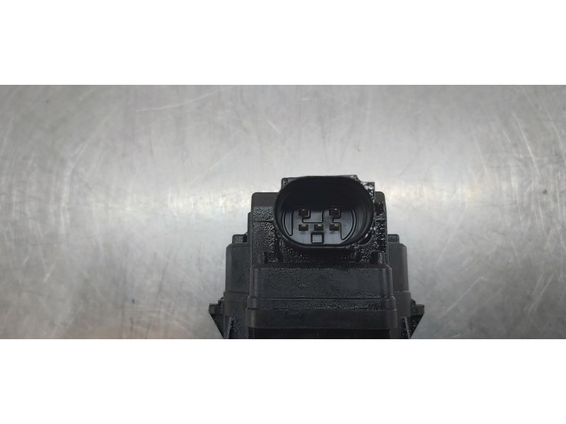 Recambio de valvula egr para opel insignia berlina limousine referencia OEM IAM 55570005   Recambio de valvula egr para opel insignia berlina limousine referencia OEM IAM 55570005