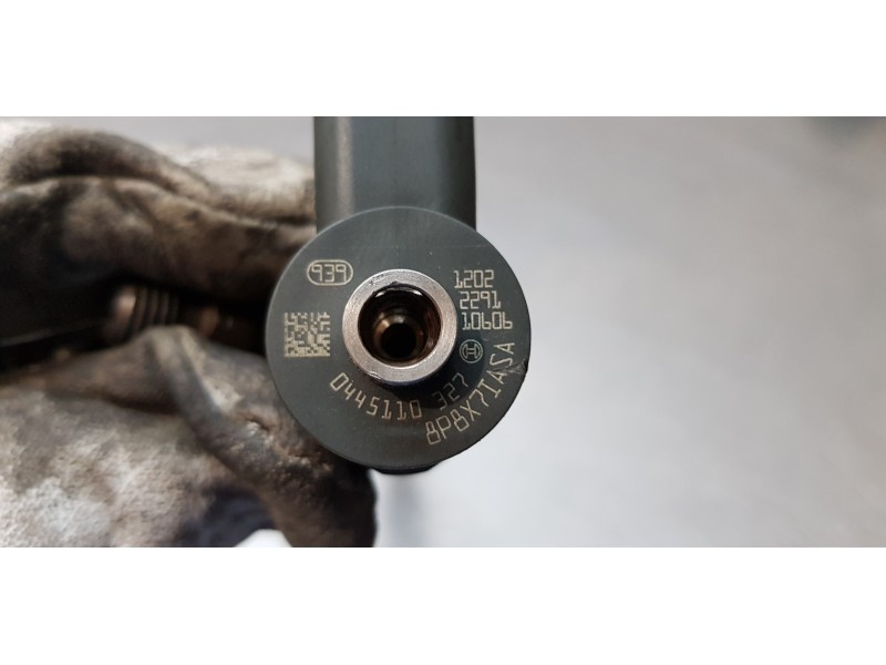 Recambio de inyector para opel astra j lim. cosmo referencia OEM IAM 0445110327  