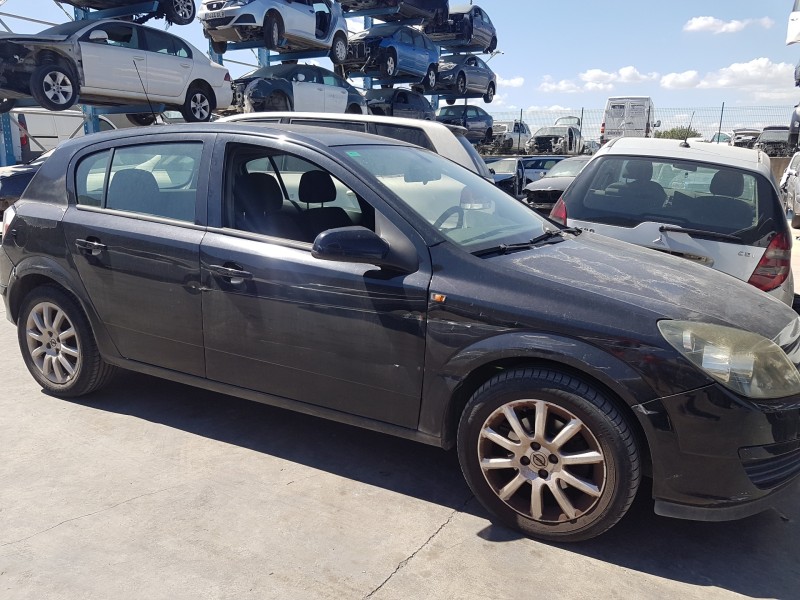 opel astra h berlina del año 2005