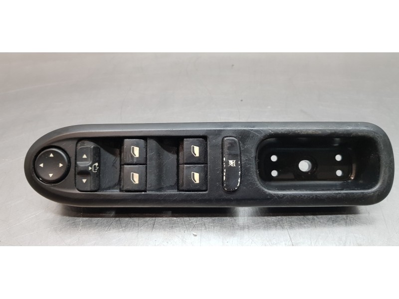 Recambio de mando elevalunas delantero izquierdo para peugeot 407 sw premium referencia OEM IAM 96468704XT   Recambio de mando elevalunas delantero izquierdo para peugeot 407 sw premium referencia OEM IAM 96468704XT