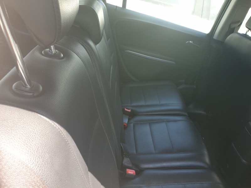 opel zafira tourer del año 2014