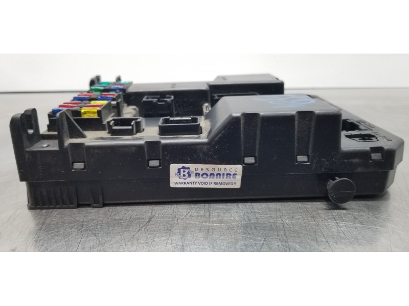 Recambio de caja reles / fusibles para peugeot 307 (s1) xr clim plus referencia OEM IAM 9651197780 9651197080 