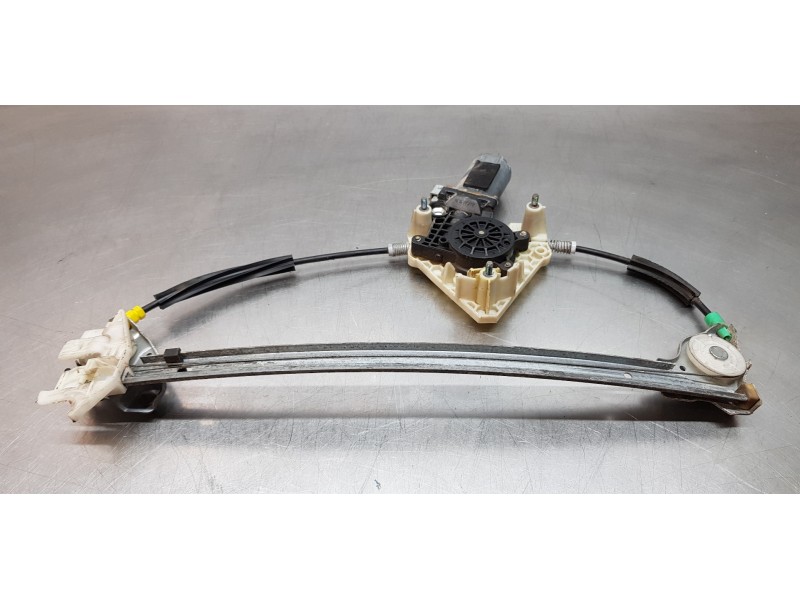 Recambio de elevalunas trasero derecho para peugeot 406 berlina (s1/s2) st referencia OEM IAM 922457   Recambio de elevalunas trasero derecho para peugeot 406 berlina (s1/s2) st referencia OEM IAM 922457